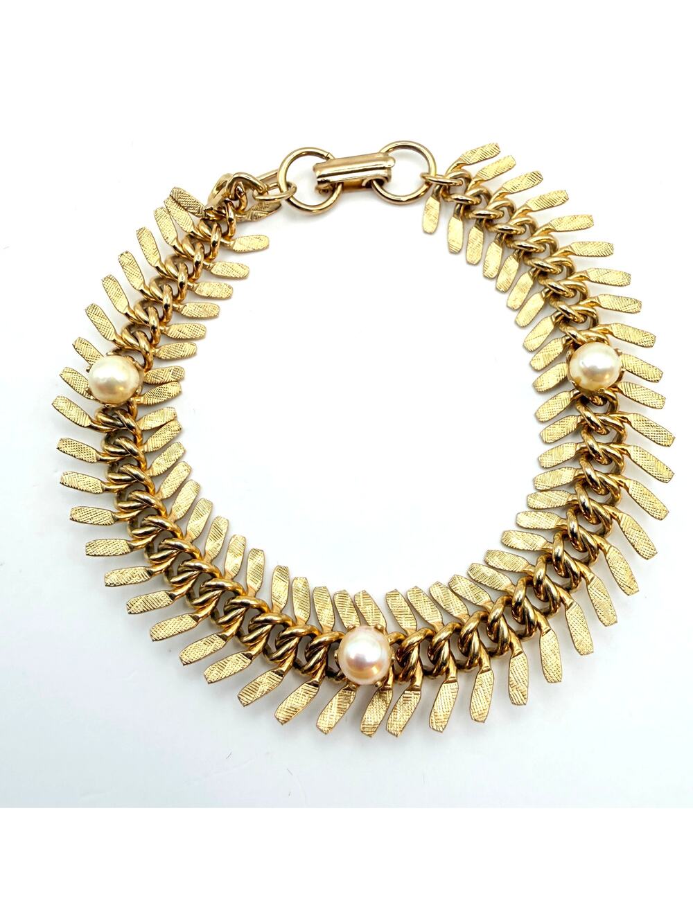 Vintage MCM Gold Plated Textured Fishbone Chain Link Genuine Pearl Bracelet 7"